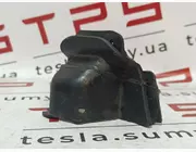 Заглушка парктроніка S1, ліва, гумова 2WD б/в Tesla Model S, 1050980-00-A