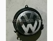 Кнопка крышки багажника VW Golf 5, 1K0827469D