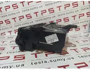Блок керування пневмосистемою Tesla Model X, 1058358-03-G